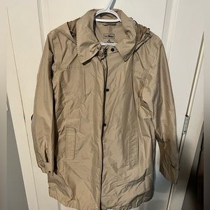 LL Bean Rain Coat ✨